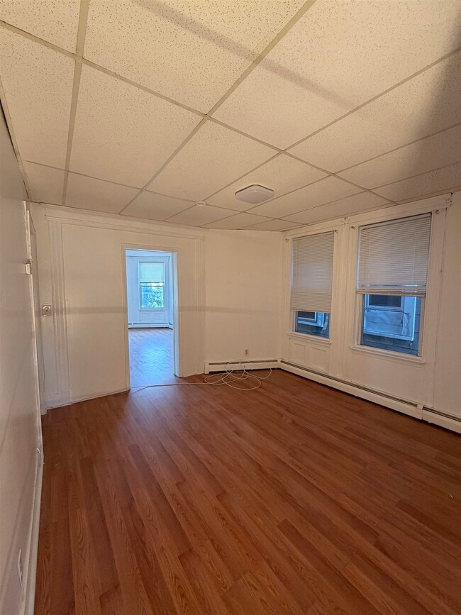 Photo - 520 N 3rd St Casa