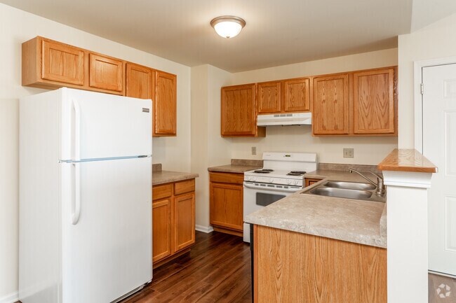 1BR, 1BA - 565 SF