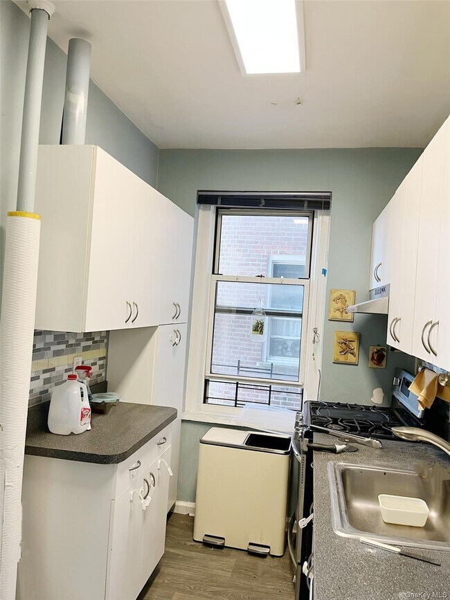 Photo - 75-40 Austin St Unit 4HR