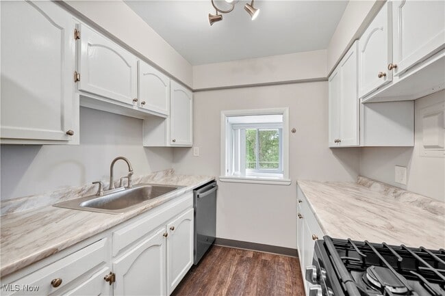 Photo - 12900 Lake Ave Unit 321