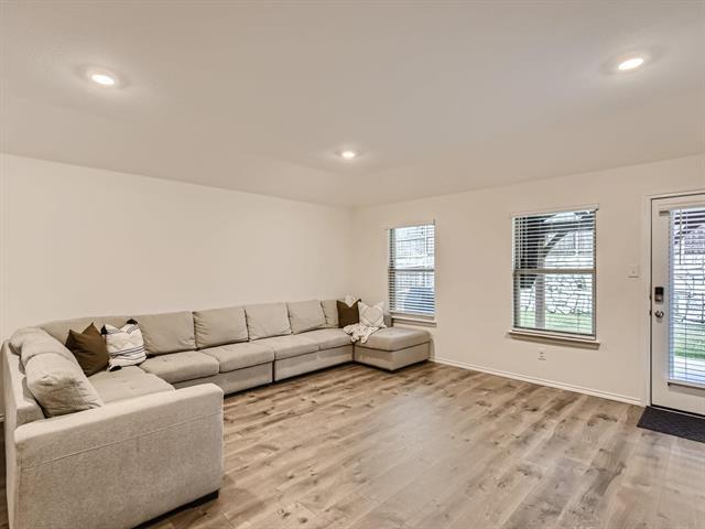 Photo - 3350 Everly Dr