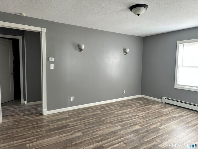 Photo - 210 Bouley Ave