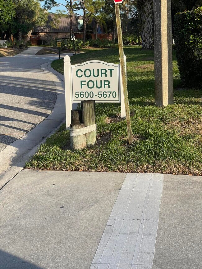 Photo - 5602 SE Windsong Ln