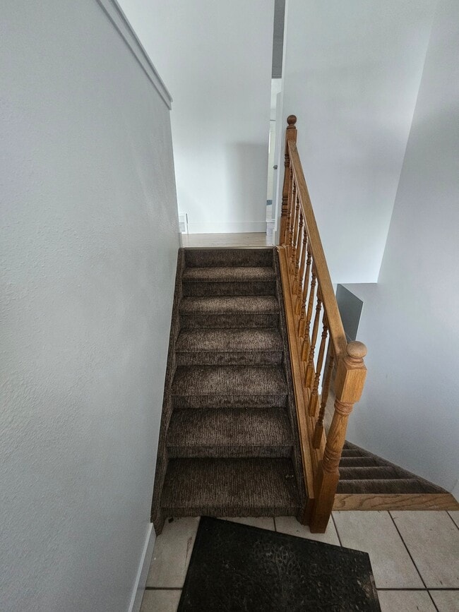 349 E Main St