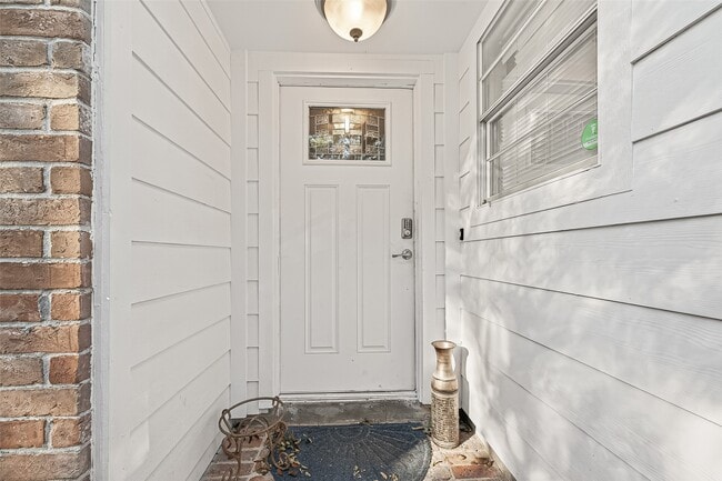 Photo - 13702 Ella Lee Ln