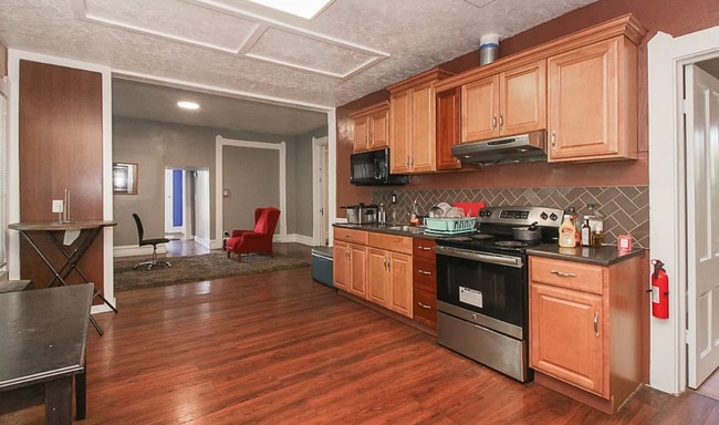 Photo - 11709 Ashbury Ave