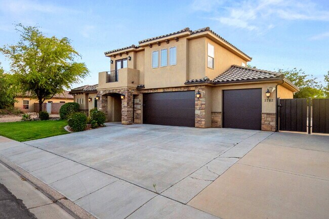 Photo - "Spacious 5-Bed Oasis with 3 Baths in Washington, UT – 3,171 Sq Ft of Comfort!"