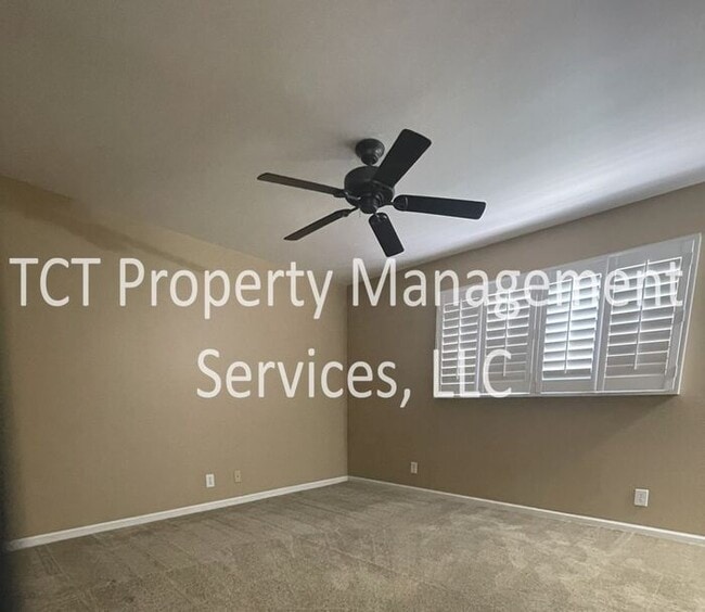Photo - Great Townhome in Great Location!