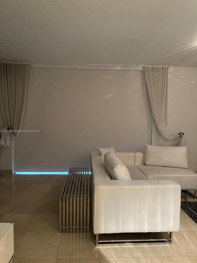 Photo - 1050 Brickell Ave Unit 2522