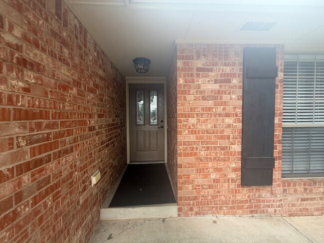 Photo - 118 Sahoma Terrace