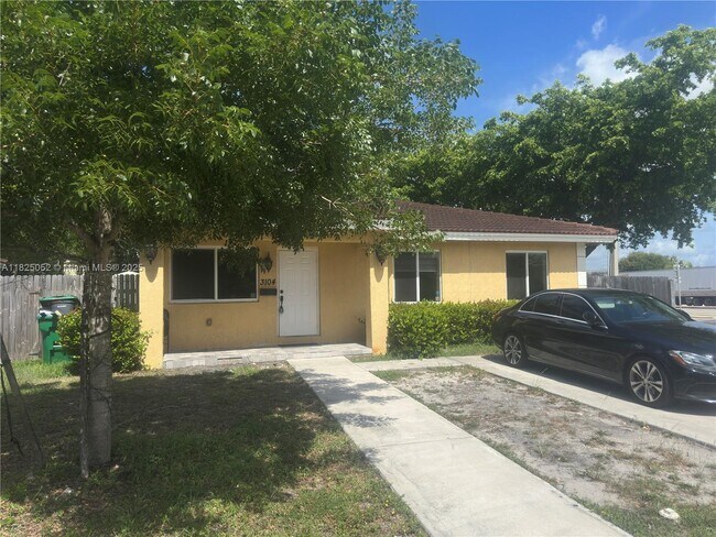 Photo - 3104 Tarpon Dr Casa