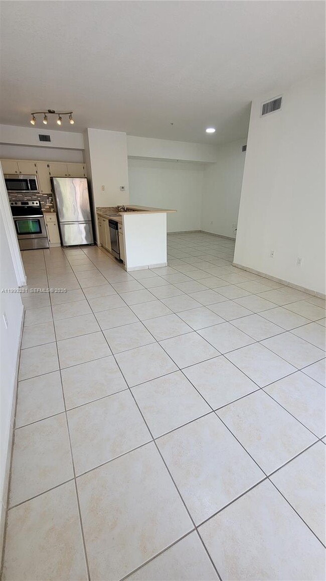 Photo - 7330 NW 114th Ave Unit 203-5