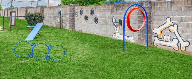 Photo - Woods of Spring Grove Apartments