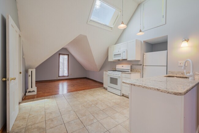 429 Capitol Ave Unidad 3