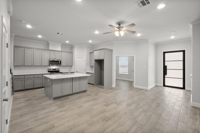 Photo - Brand New Luxury Townhouse in West Arlington