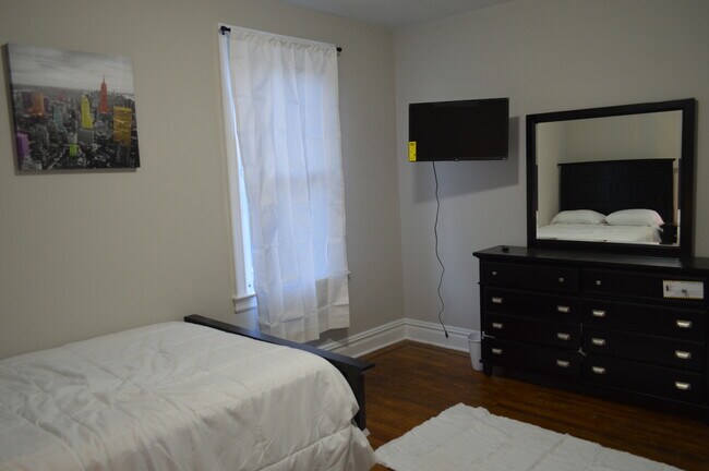 Photo - 286 Fulton Ave Unidad 1