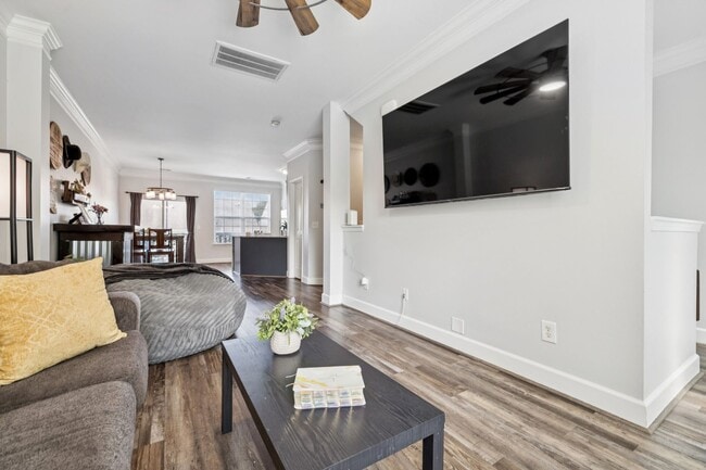 Photo - 4705 Brighton Village Dr