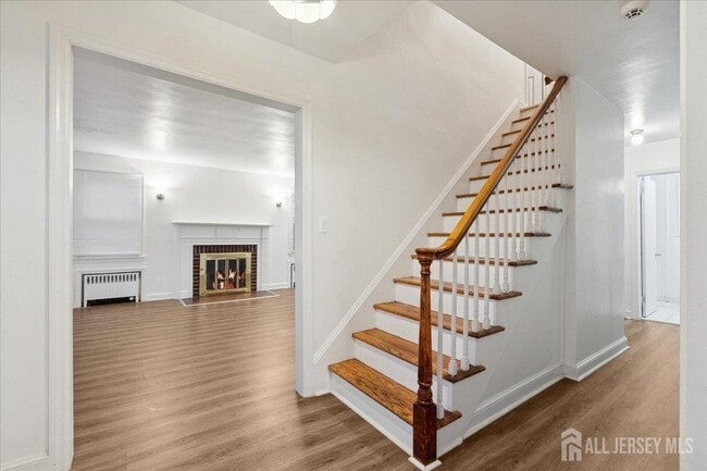 Photo - 37 Ireland Ave