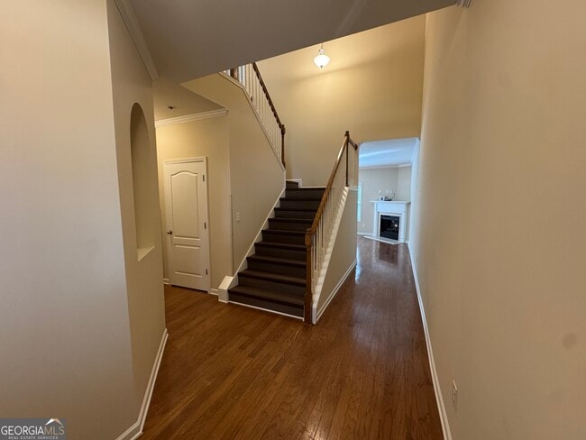 Photo - 1455 Blackstone Way