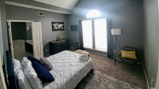 Photo - 506 Appomattox Dr