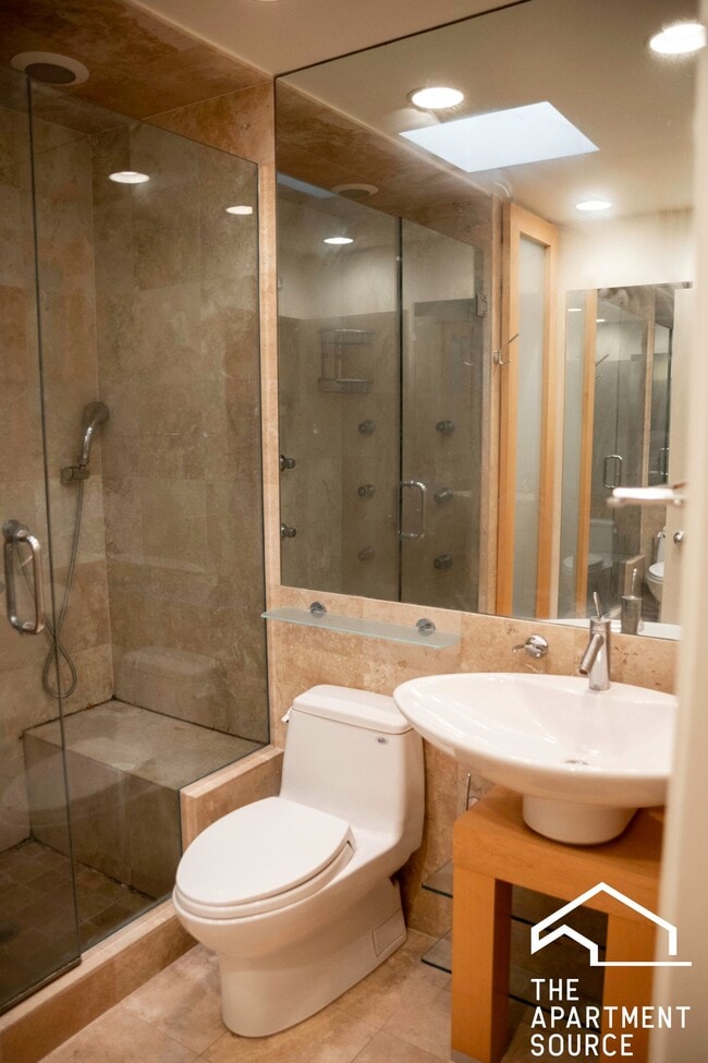 Photo - 1810 N Fremont St Unit 12