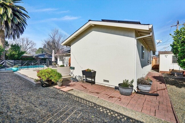 Photo - 1966 Westover Dr