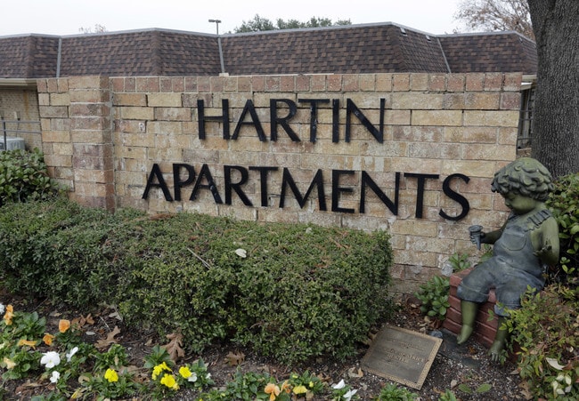 Photo - Hartin Apartments