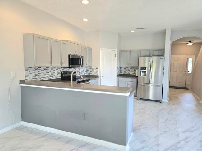 Photo - 1112 Andrew Aviles Cir