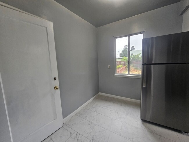 Photo - 647-649 38th Street Unit 649