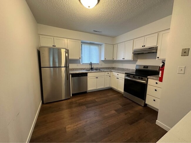 Building Photo - 935 Boston Way