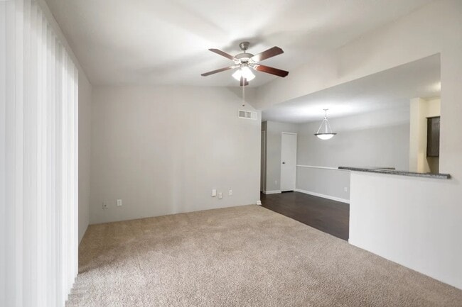 Building Photo - 2800 Ashford Trail Dr Unit 512