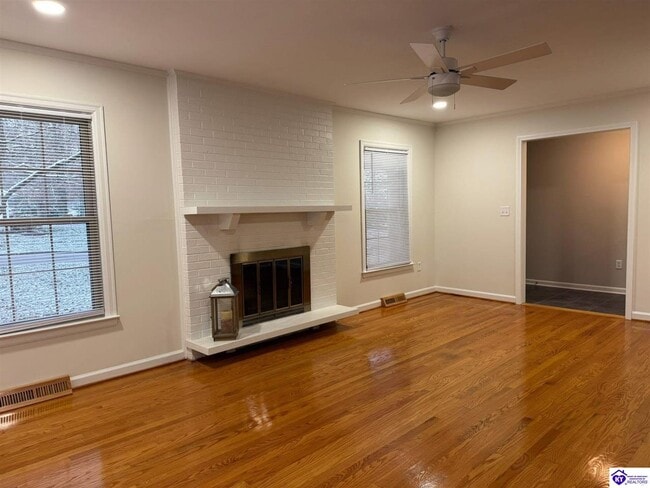 Photo - 913 Dogwood Cir