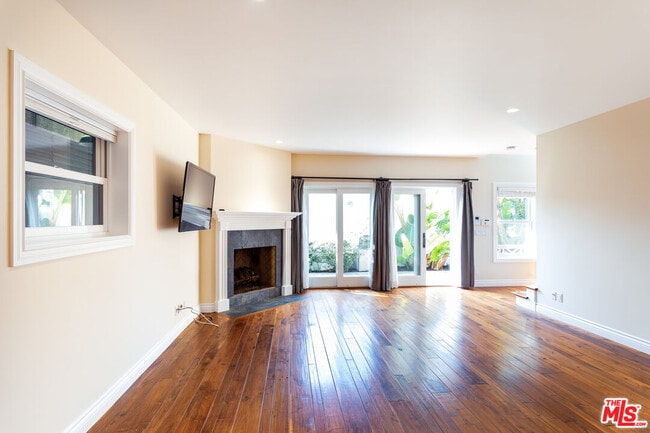 702 Pacific Ave