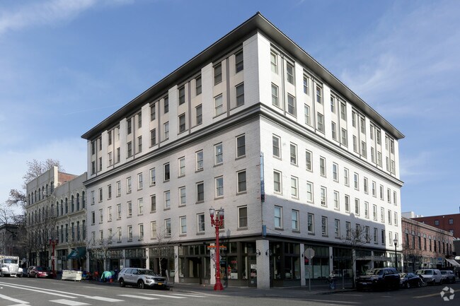Estate Hotel - Estate Hotel Apartments