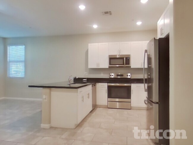 Photo - 12570 W Mazatzal Dr Townhome