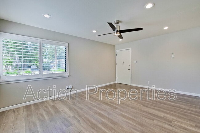Photo - 702 Fremont St Unidad #1