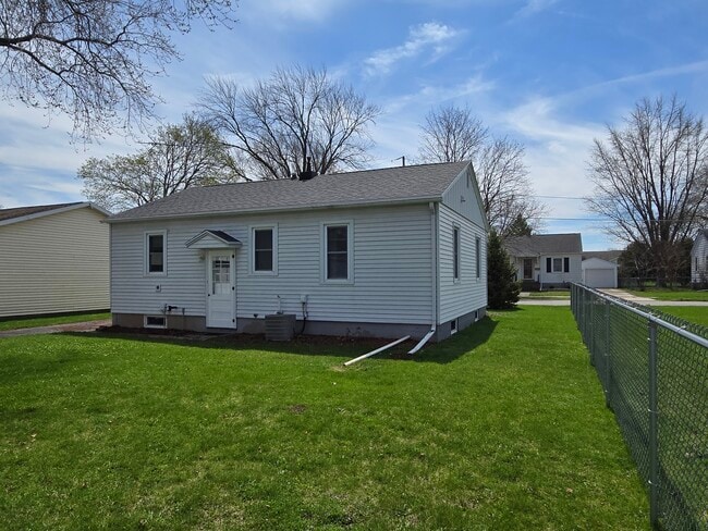 Backyard - 920 Erie Ave