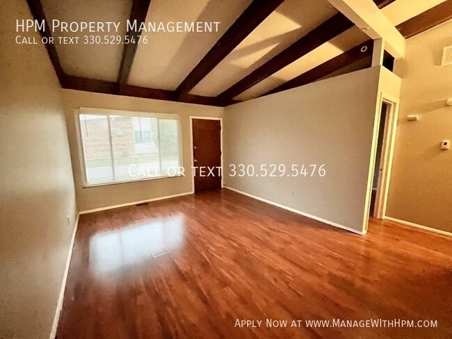 Photo - 873 Bryant Ave