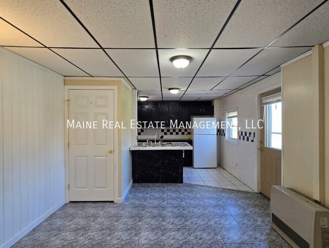 Photo - 60 S Factory St Unidad 2