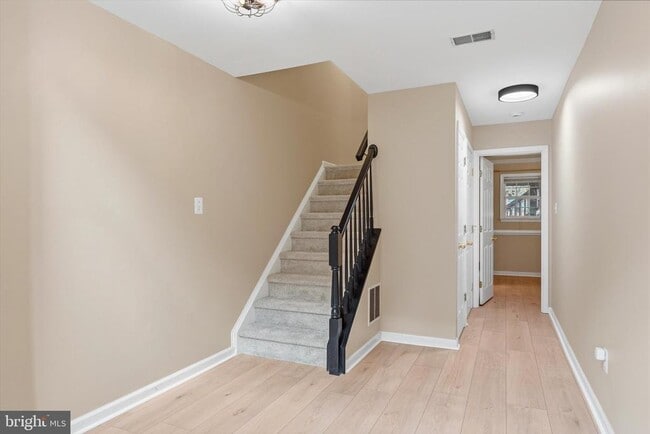 Photo - 706 Vanderbilt Terrace SE