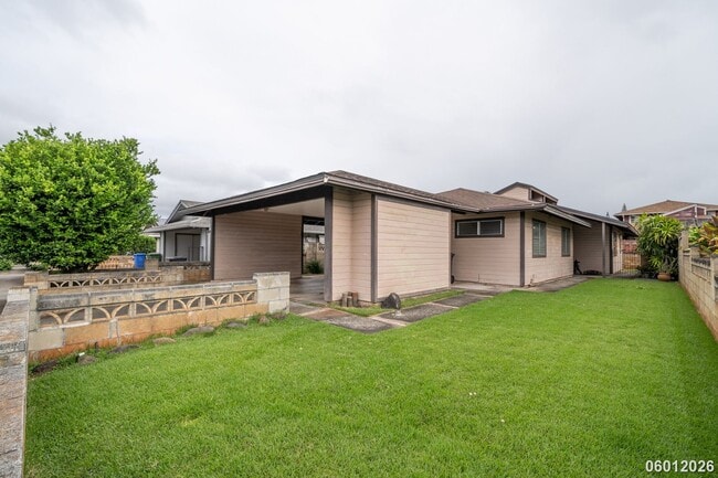 Building Photo - 4bd/2ba SF 95-476 Laupalai Place $3950 small pet negotiable
