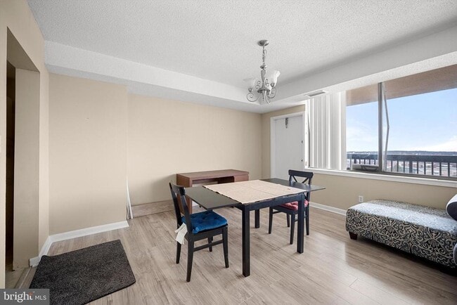 Photo - 3709 S George Mason Dr Unit 1508