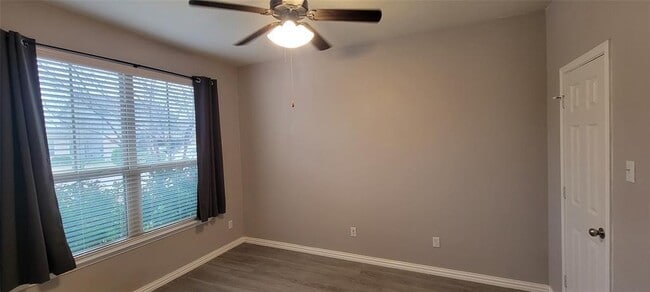 Photo - 113 Fallow Cv