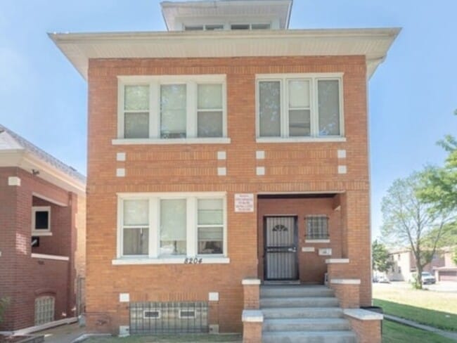 Photo - 8204 S Marquette Ave Townhome