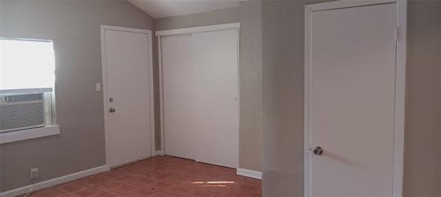 Photo - 4135 Hawthorne Ave Unit B