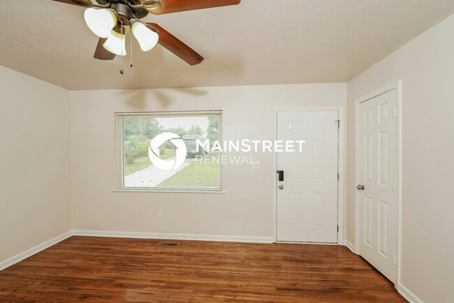 3 Bedroom Pet-Friendly Home in Leeds, AL with Main Street Renewal