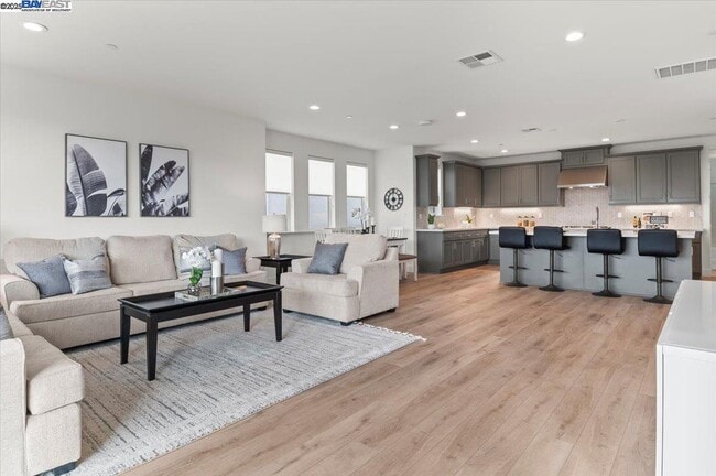 Photo - 1194 Mateo Miller Cir