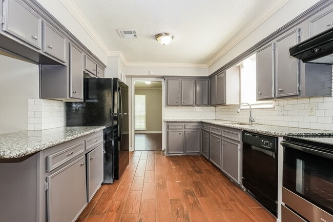 Photo - 10122 Woodhollow Dr