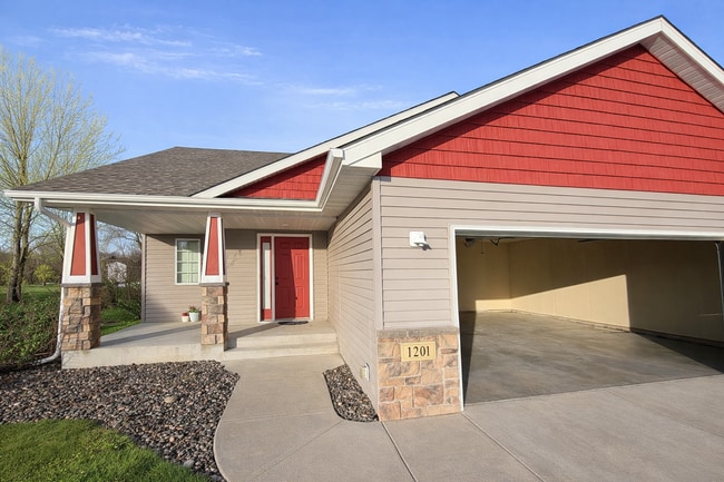 Photo - Beautiful 4bed 3bath Single Family Home In Sartell