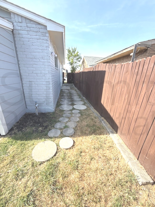 Photo - 6076 Dooley Dr